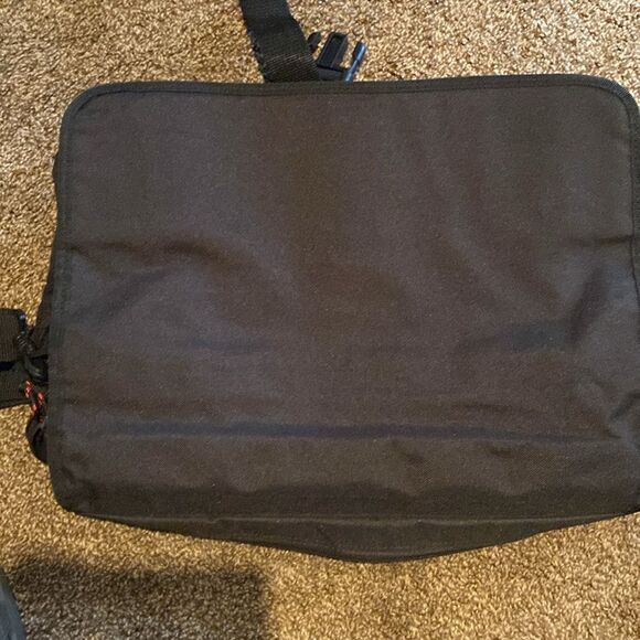 U.S. Luggage NY messenger bag computer bag color black - Picture 8 of 15